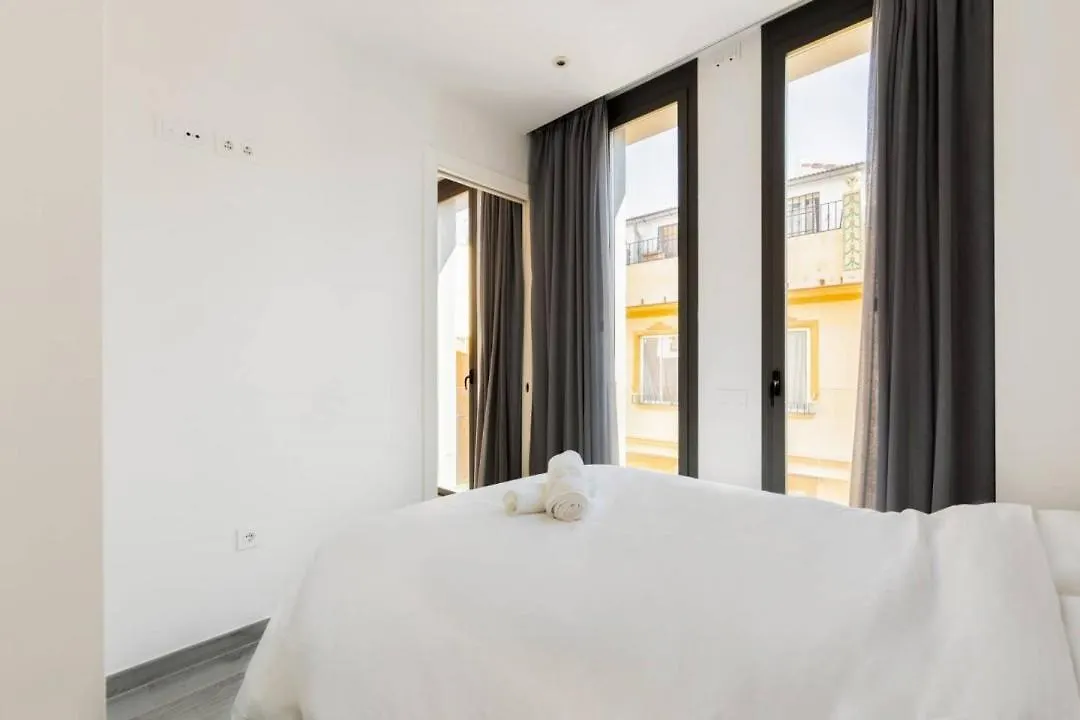 Minty Stay - La Merced Atico Duplex Malaga Apartment