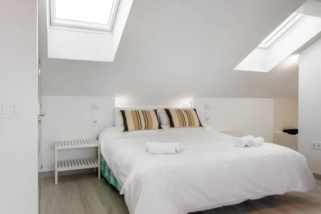 Minty Stay - La Merced Atico Duplex Malaga Apartment